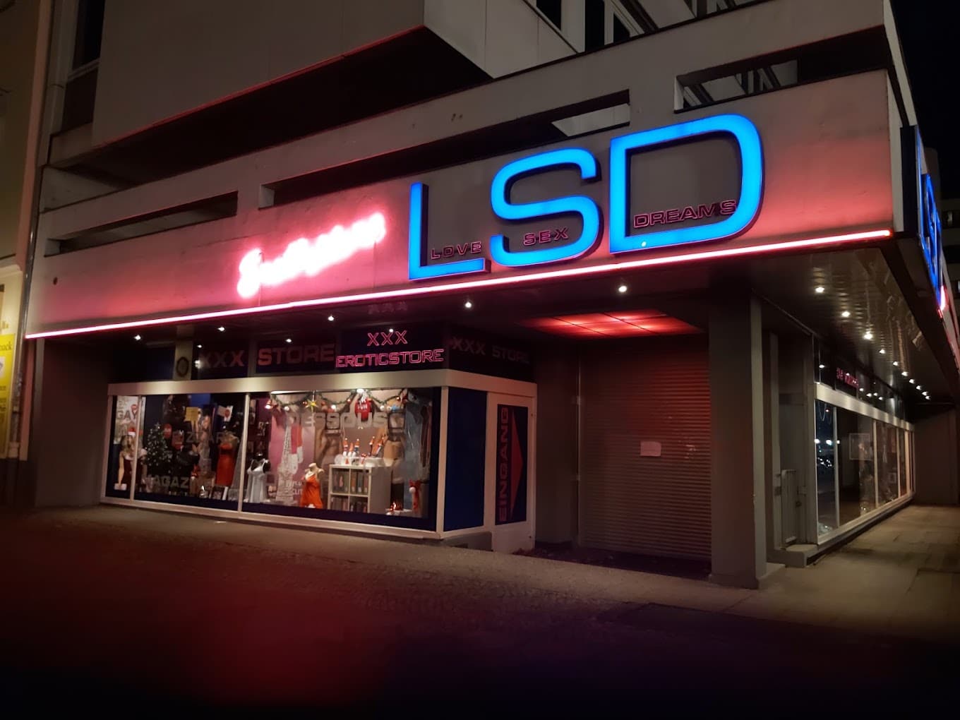 LSD Bismarckstraße - The big gay cinema in Charlottenburg