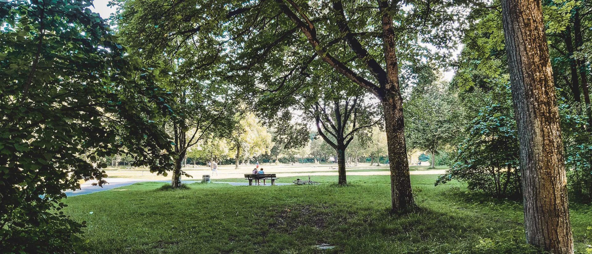 The Wittelsbacher Park in Augsburg - Here Cruist the Scene