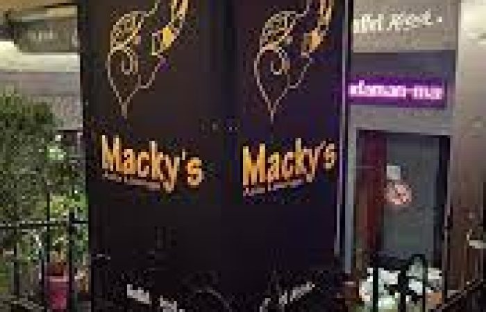 Macky's Asia Lounge